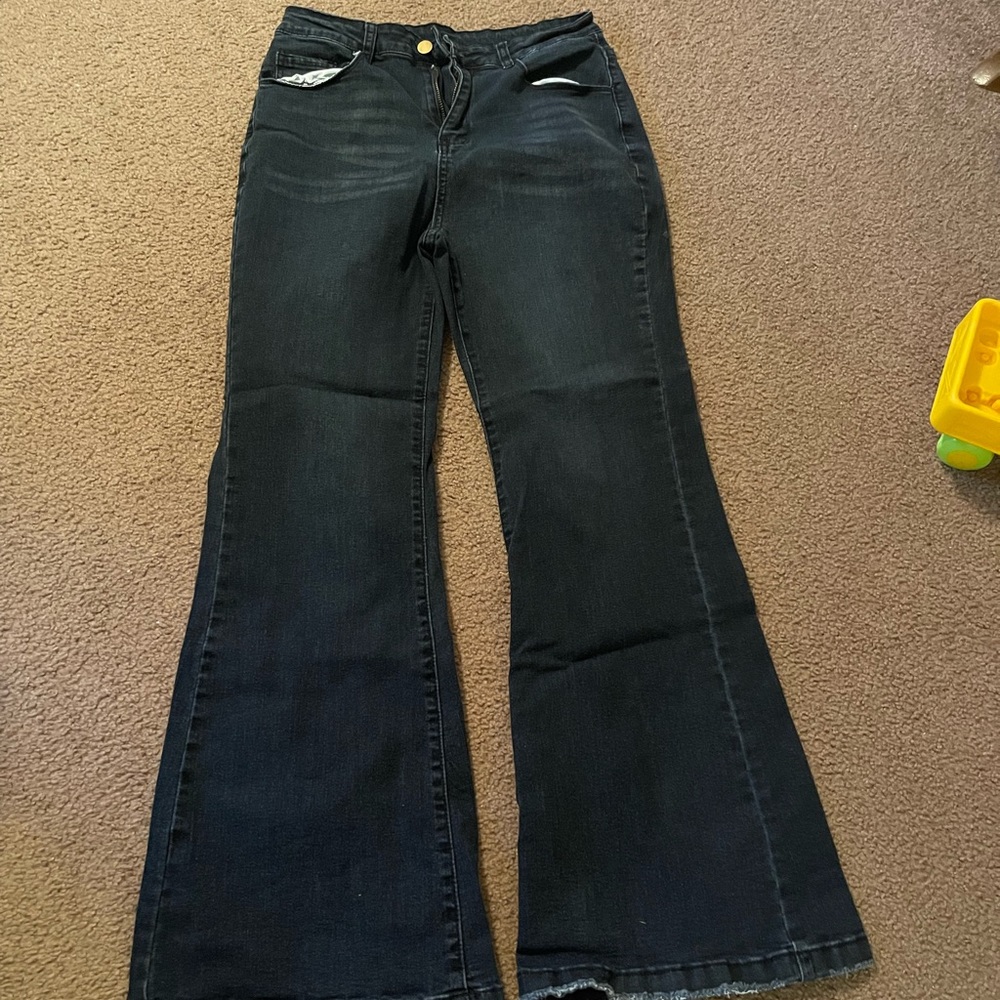 Bellbottom jeans